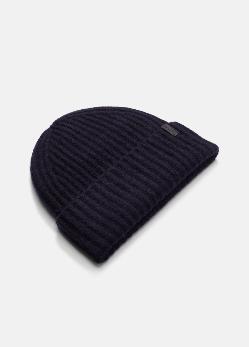 Vince Plush Cashmere Chunky-Knit Beanie outlook