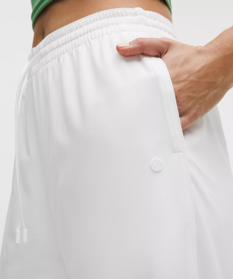 Court Rival Wide-Leg Track Pant *Regular 5