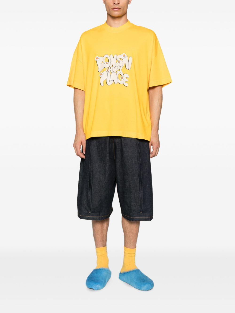 graphic-print T-shirt - 2