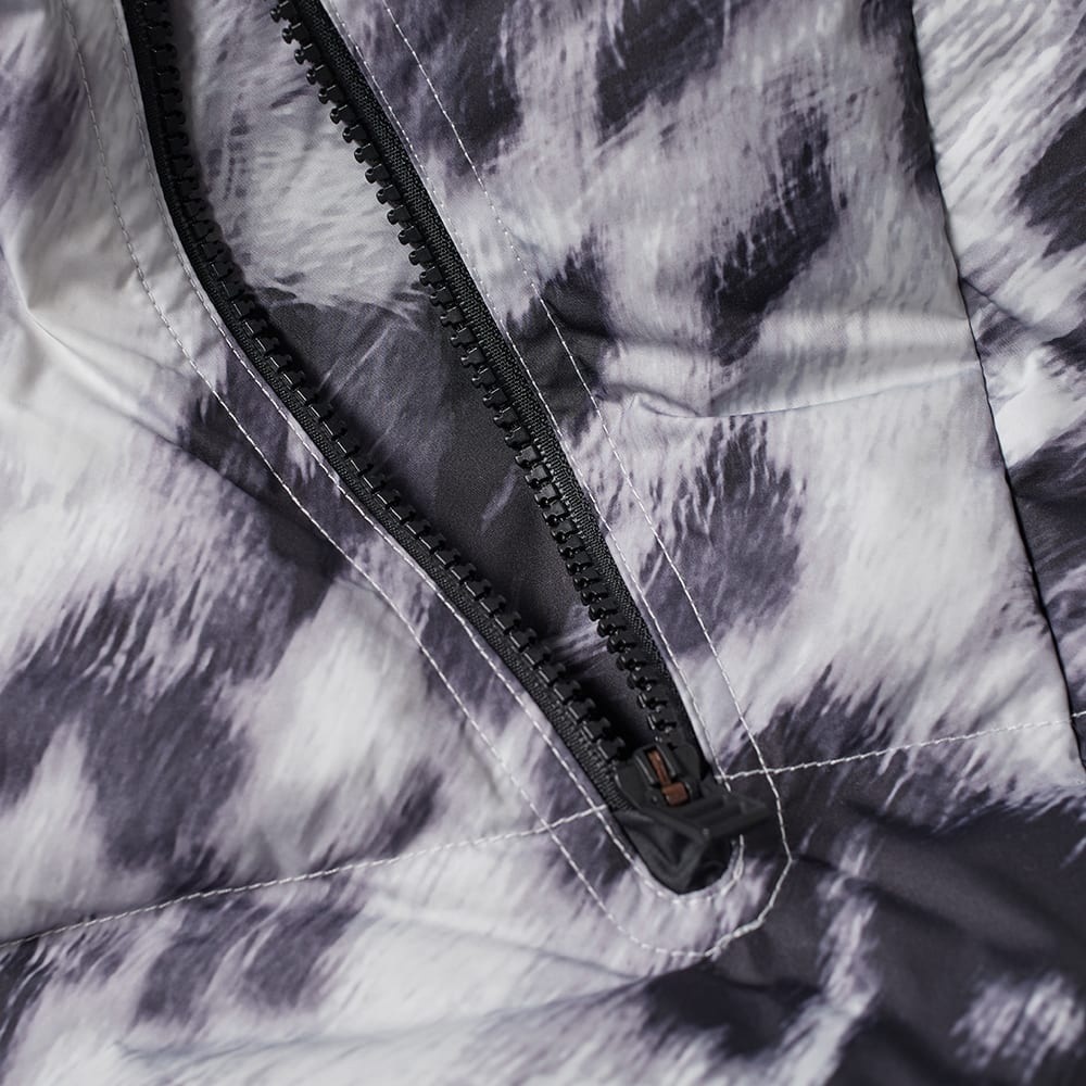 Nike Movement Camo Down Shield Jacket - 4