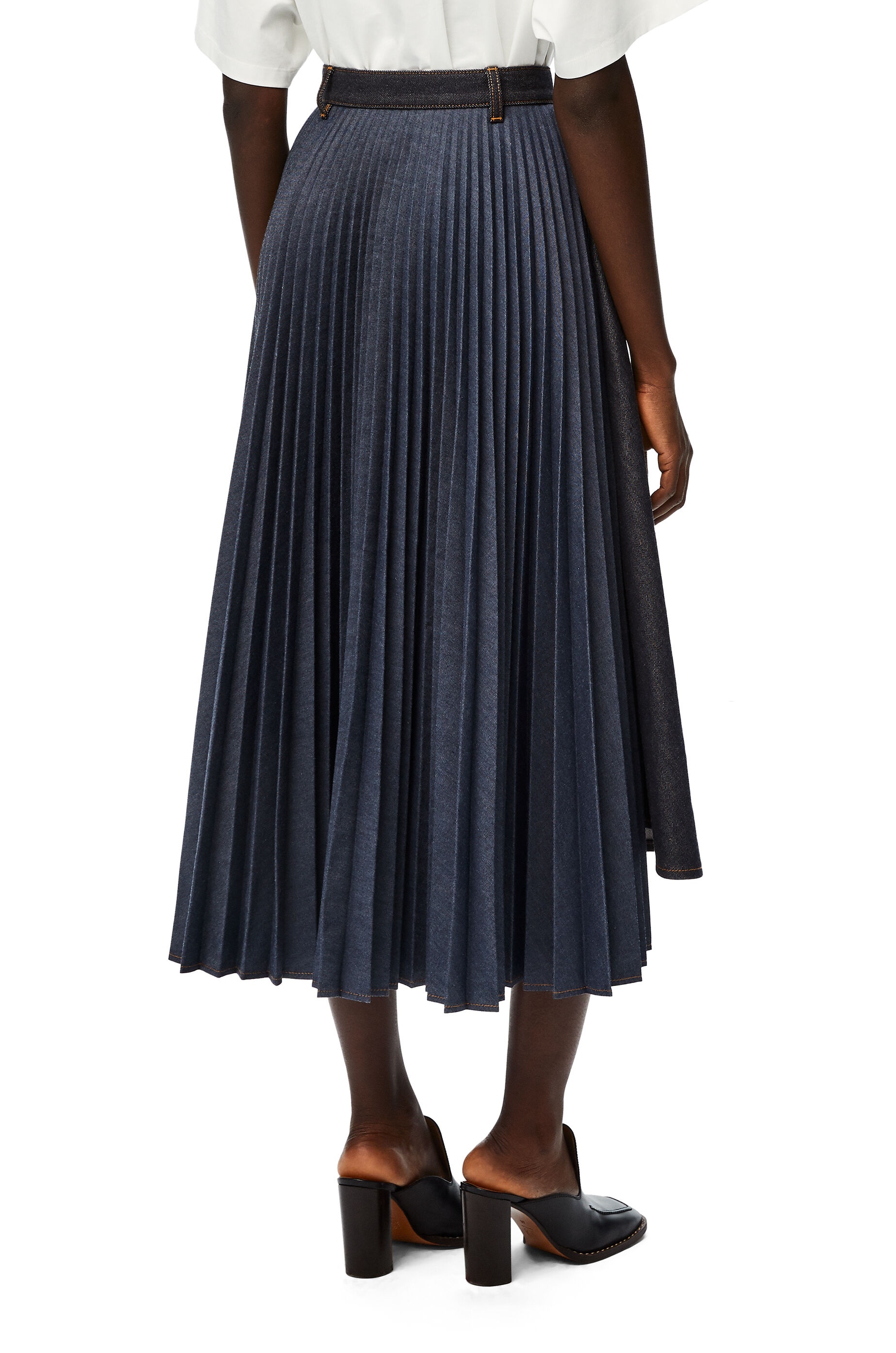 Pleated skirt in denim - 4