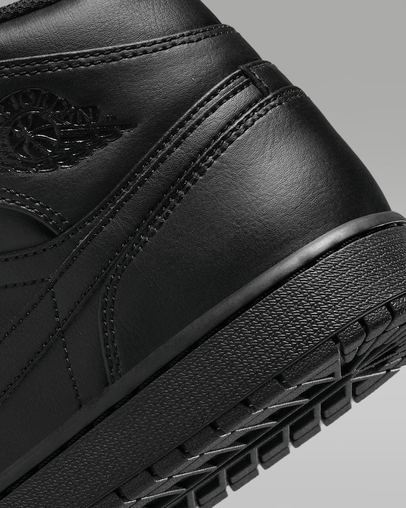 Air Jordan 1 Mid Shoes 8