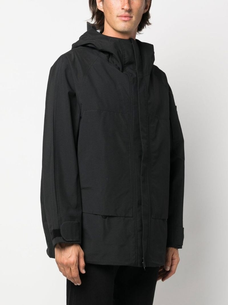 logo-patch sleeve detail jacket 3