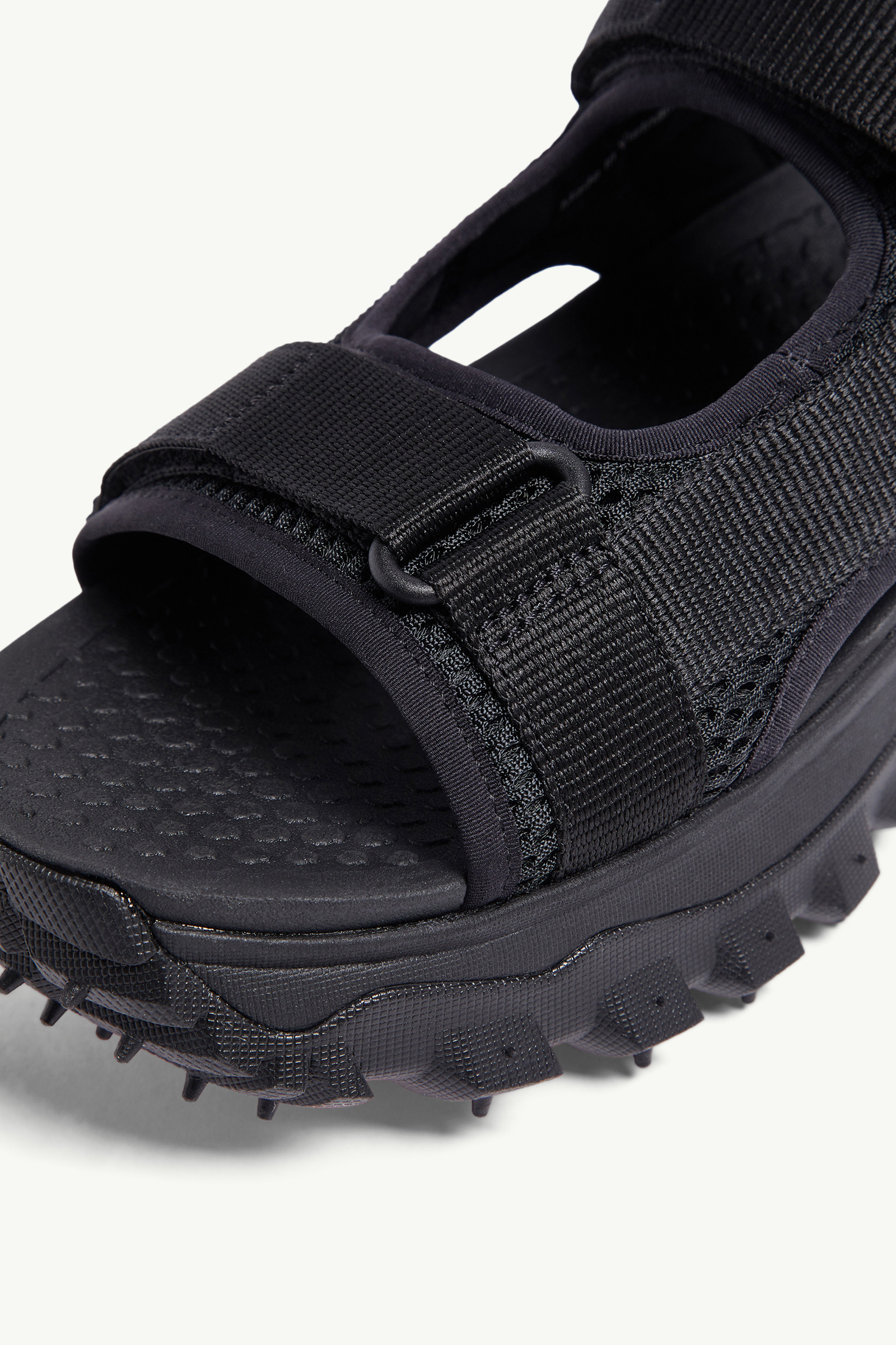 Trailgrip Vela Water-Repellent Sandals - 6