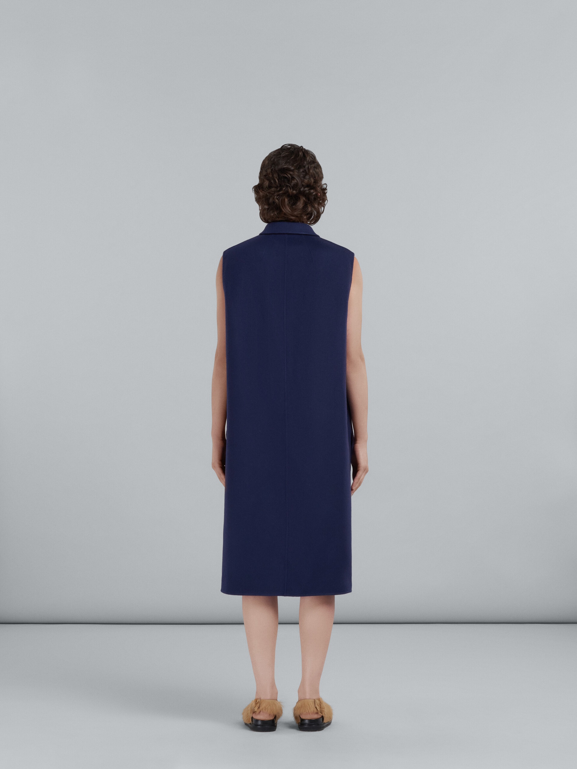 LONG BLUE VEST IN WOOL AND CASHMERE - 3