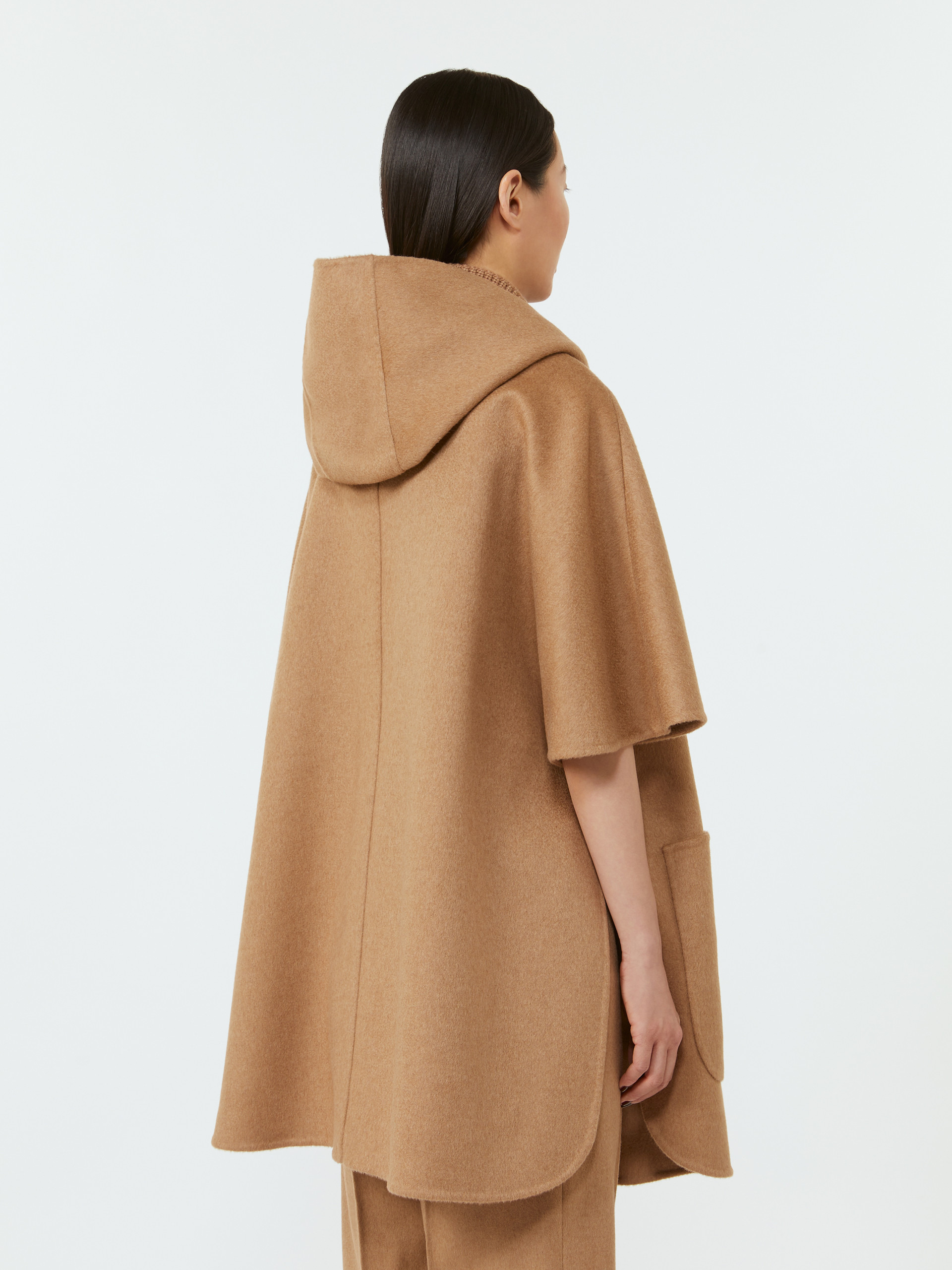 NEWDORICO Camel-hair cape - 4