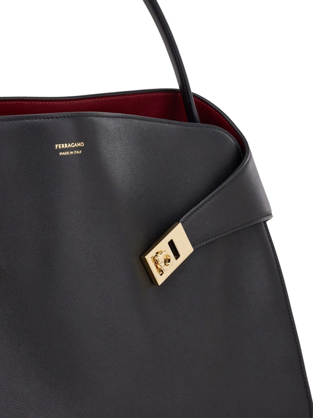 medium Hug shoulder bag - 4