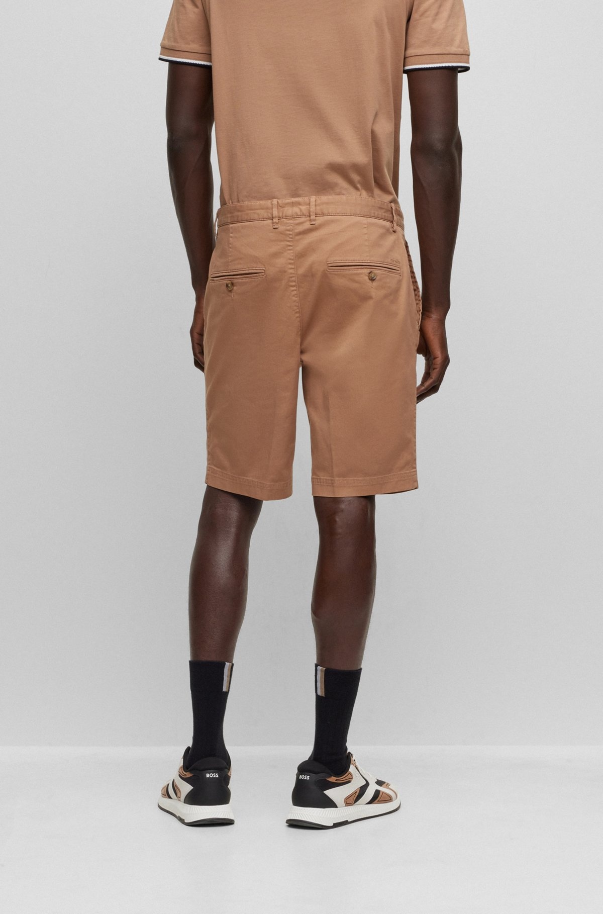 SLIM-FIT SHORTS IN STRETCH-COTTON GABARDINE - 4