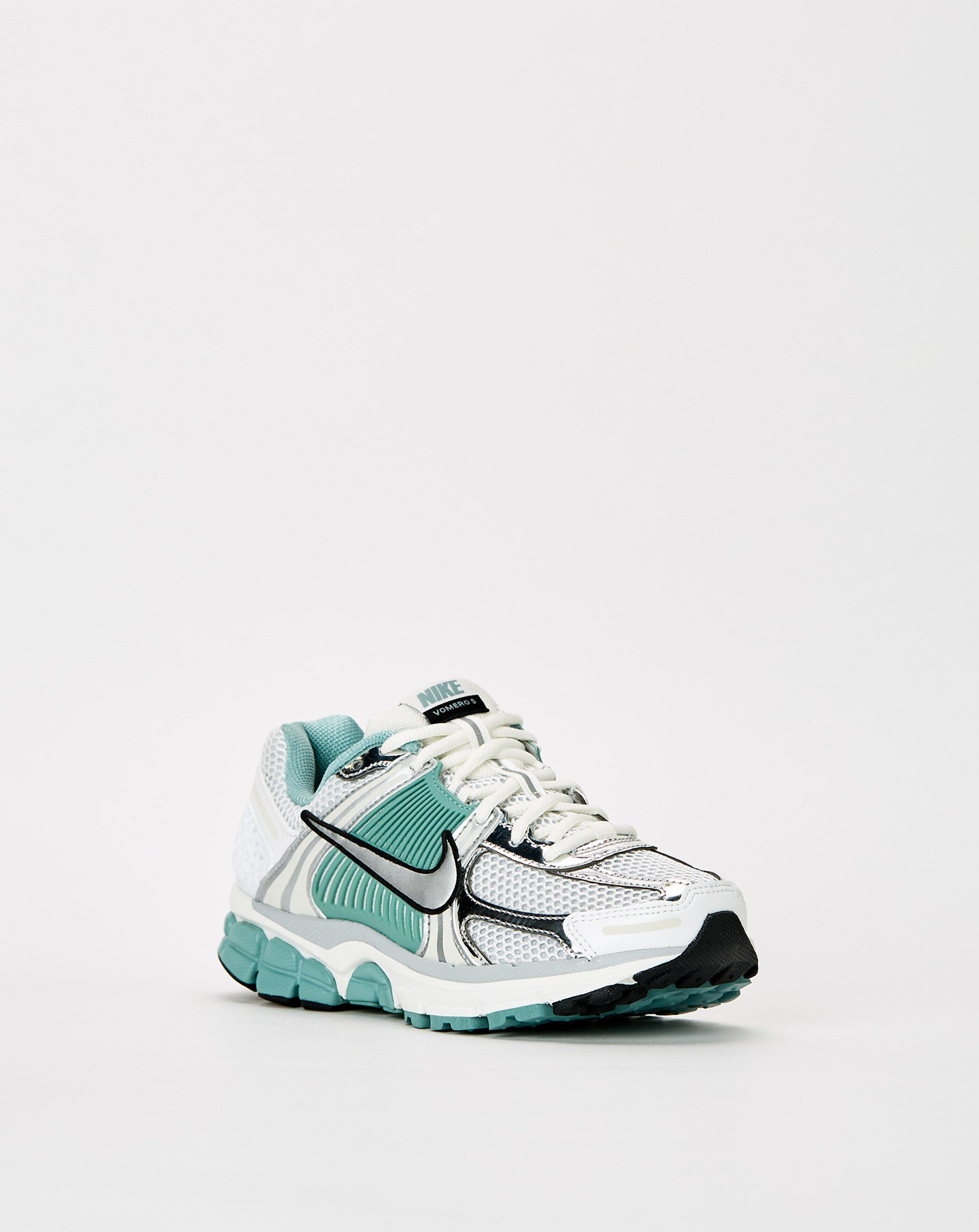 Women's Zoom Vomero 5 - 2