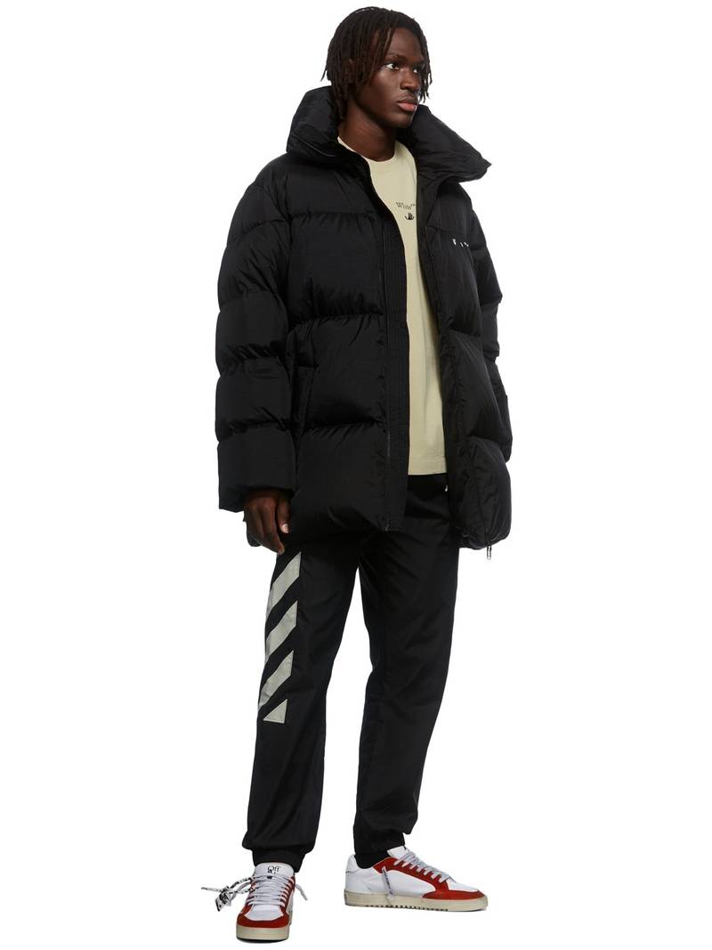 Off-White Black Tuck Detail Puffer Jacket outlook