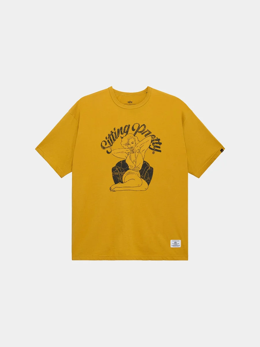 RELAXED SITTING PRETTY TEE - 1
