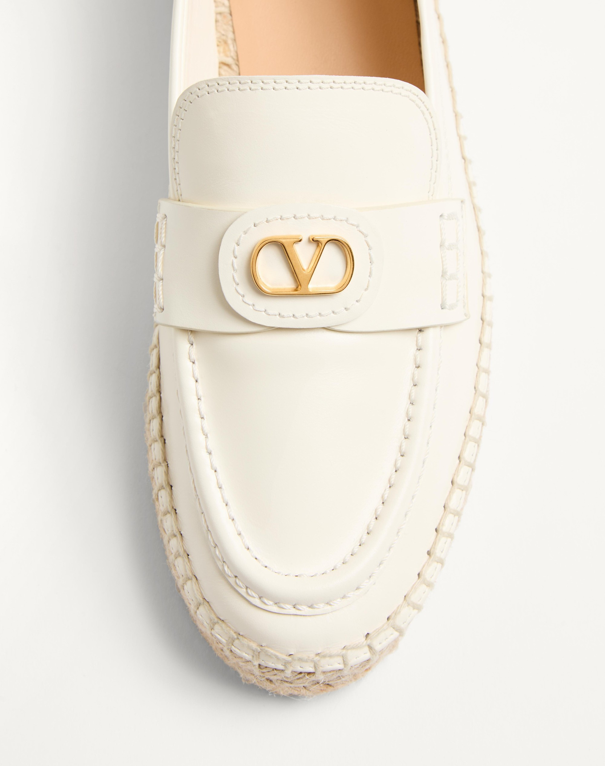 VLOGO SIGNATURE CALFSKIN LOAFER 20MM - 6