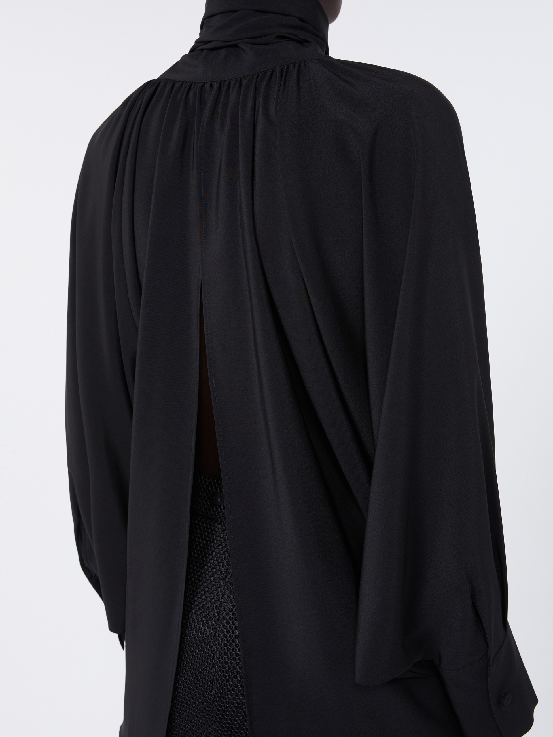 LEONIDA Loose, pure silk blouse - 6