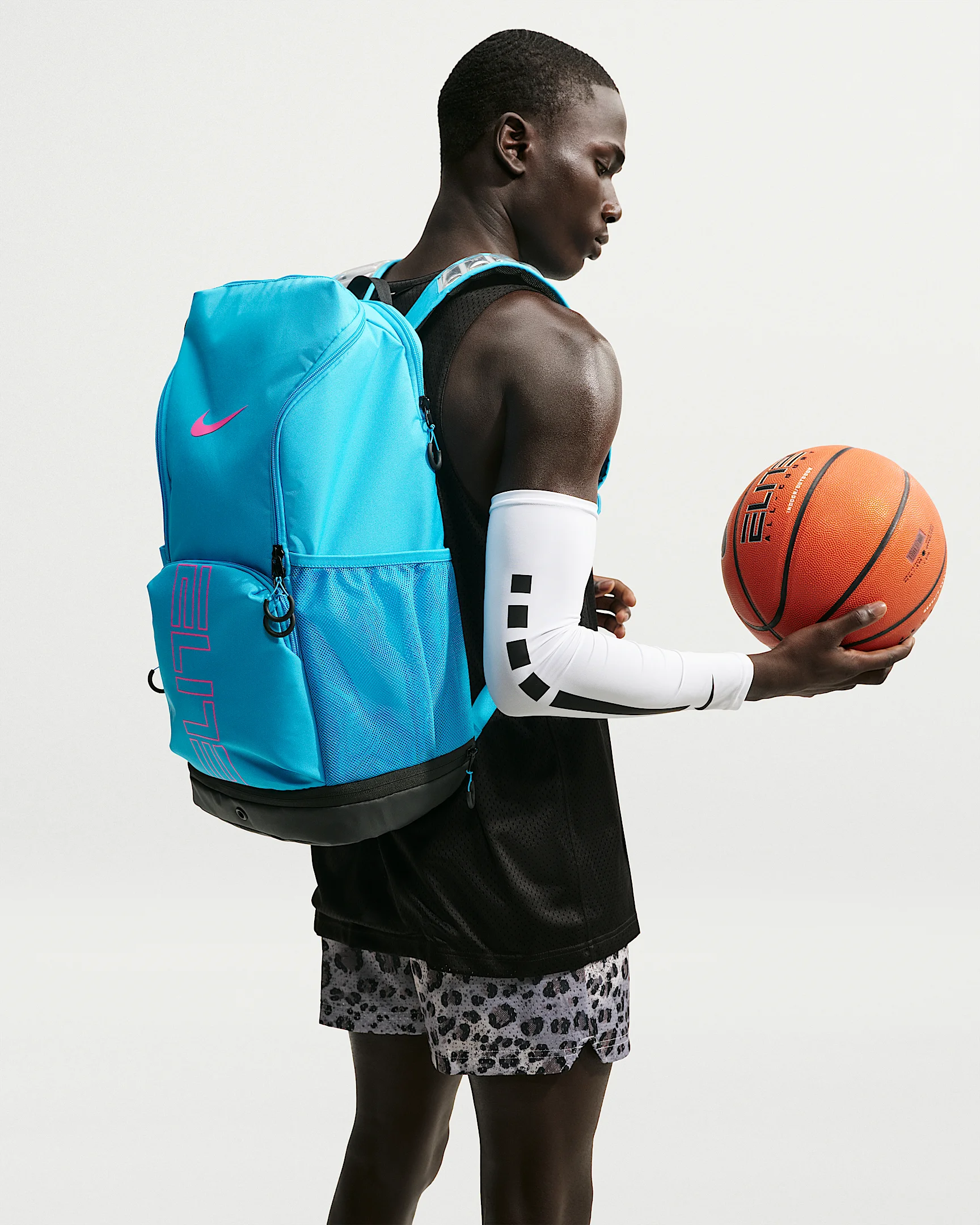 Nike Varsity Elite Backpack (32L) - 1