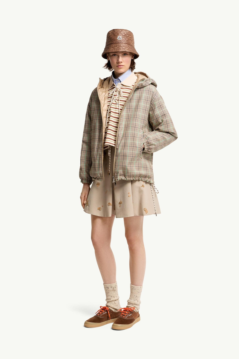 Moncler Grimpante Reversible Hooded Short Down Jacket outlook
