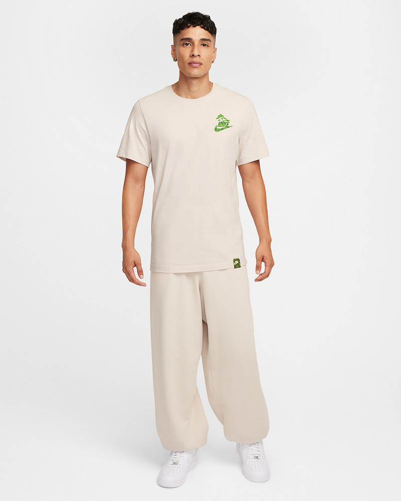Nike Sportswear Club T-Shirt 6