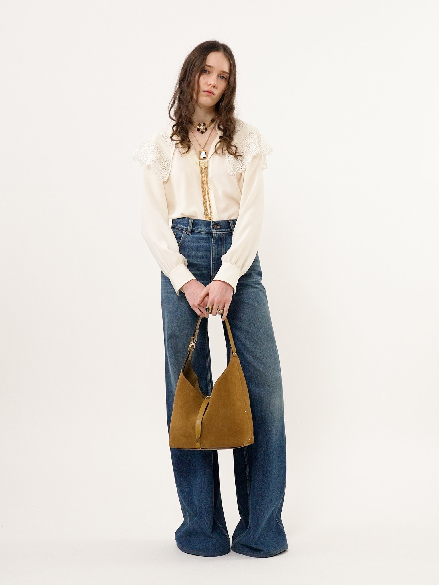 SMALL MARCIE HOBO BAG IN SUEDE LEATHER - 4