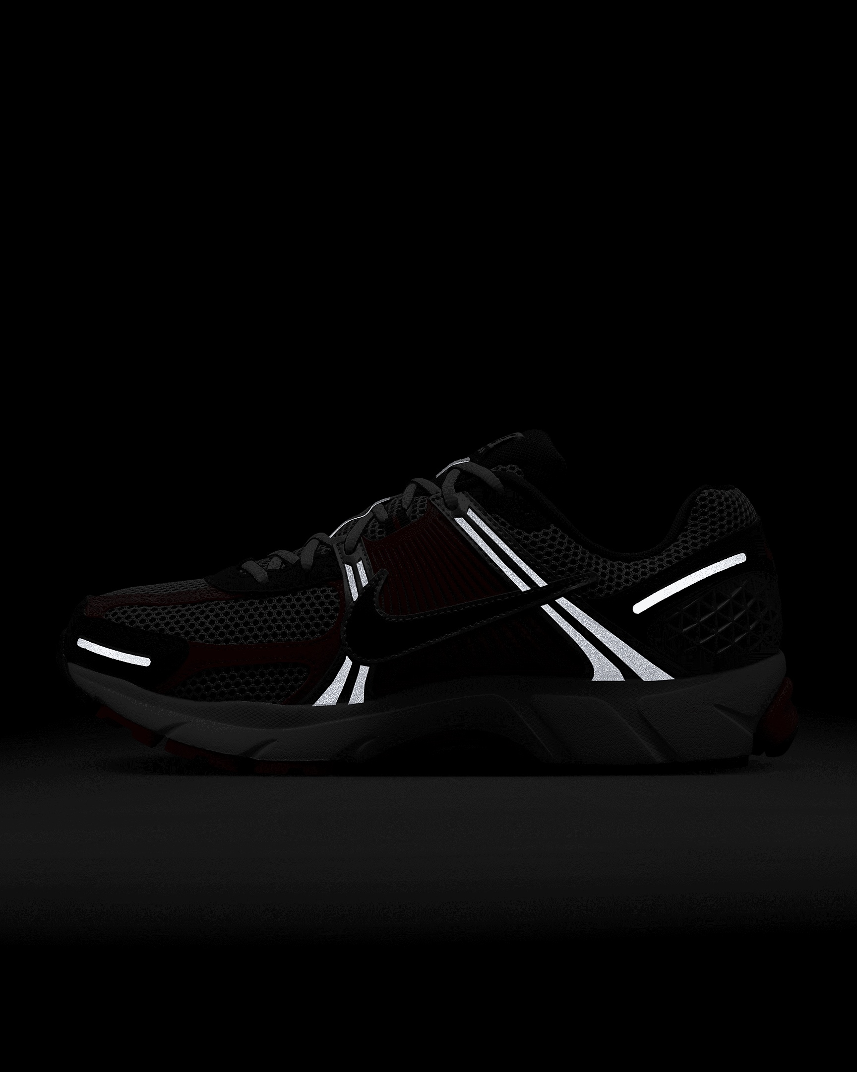 Nike Zoom Vomero 5 Men's Shoes - 12