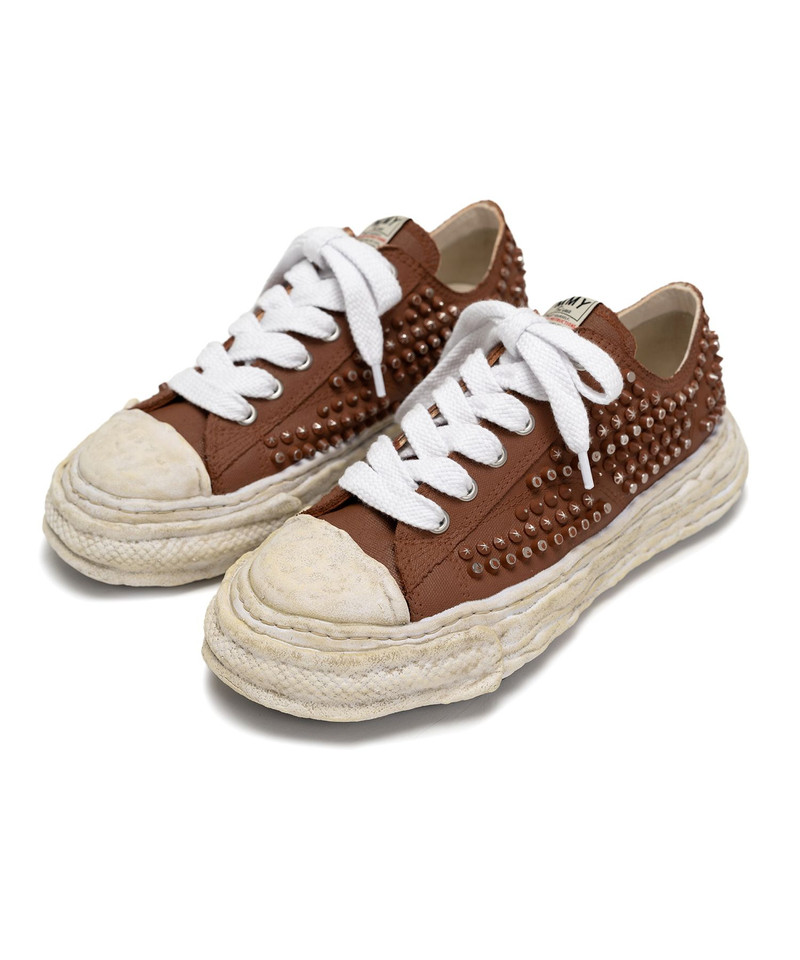"PETERSON23"OG Sole Studded Canvas Low-top Sneaker 21