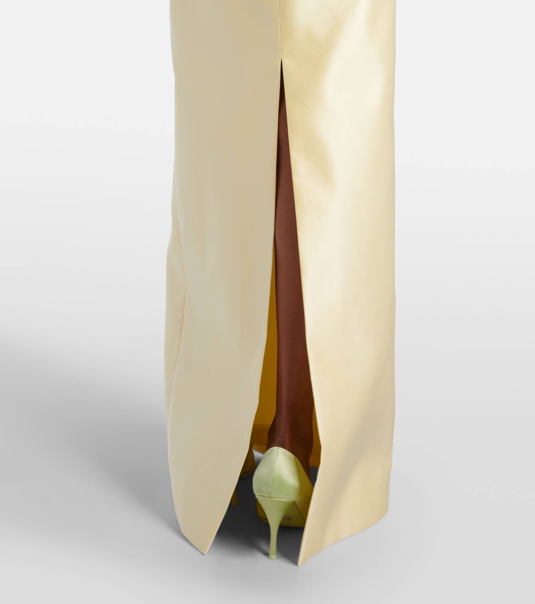Strapless silk satin gown - 5