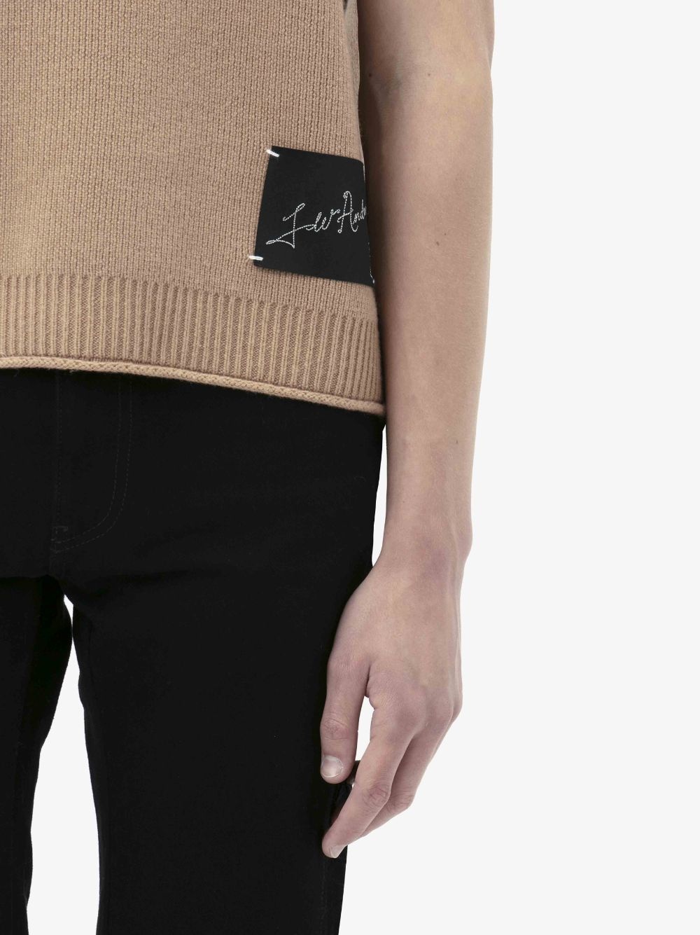 SIGNATURE PATCH SLEEVELESS TOP - 5
