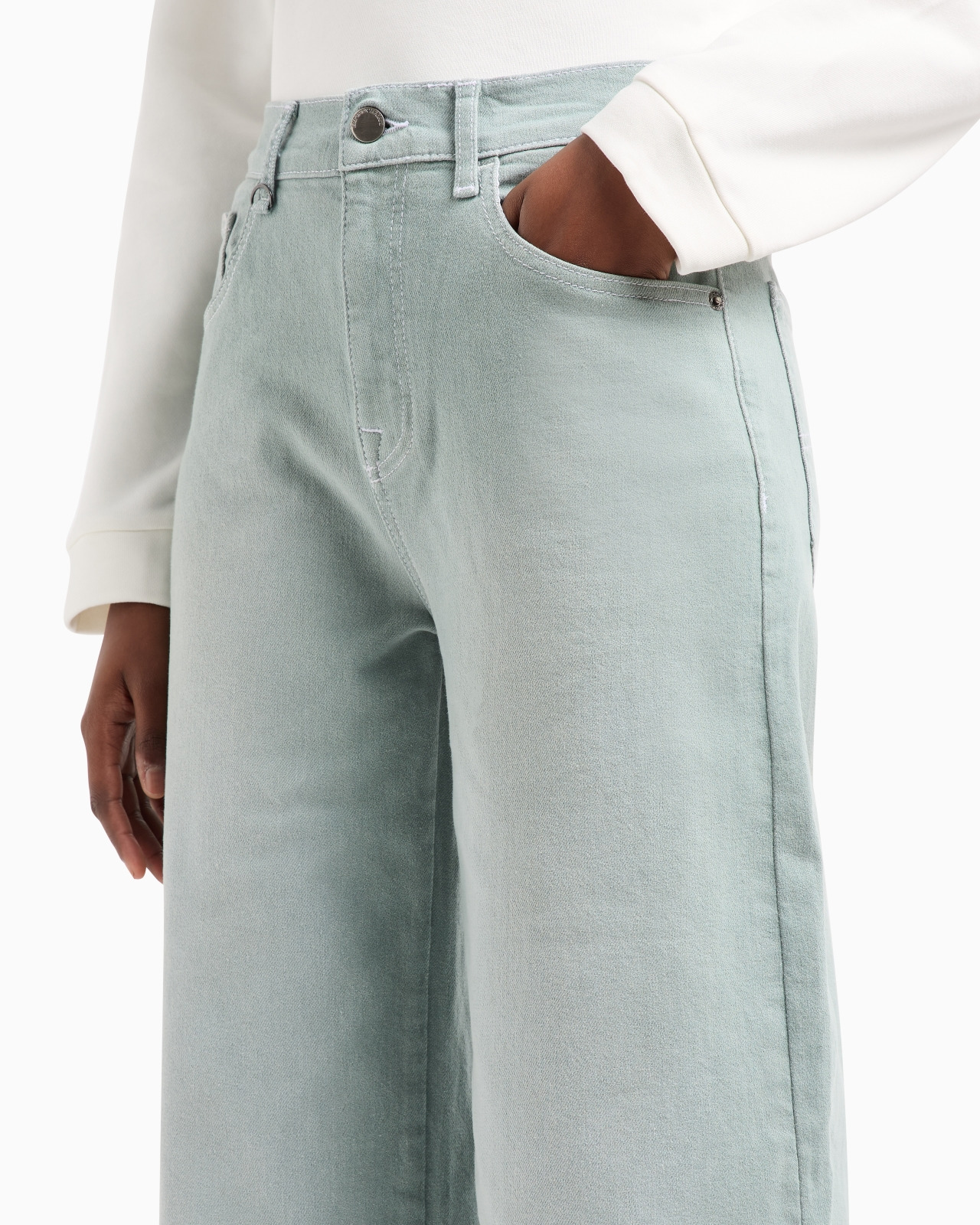 J7E mid-rise straight-leg jeans in piece-dyed cotton drill - 5