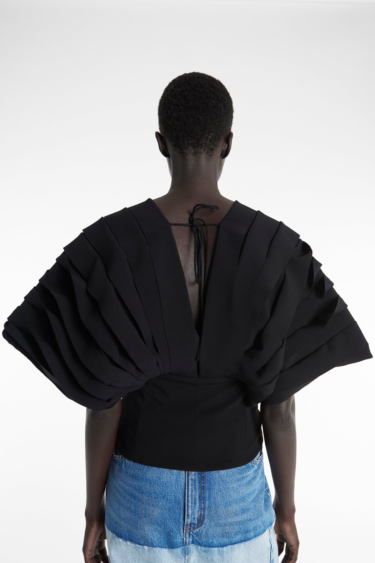 MULTI PANEL DEEP V-NECK TOP BLACK - 9
