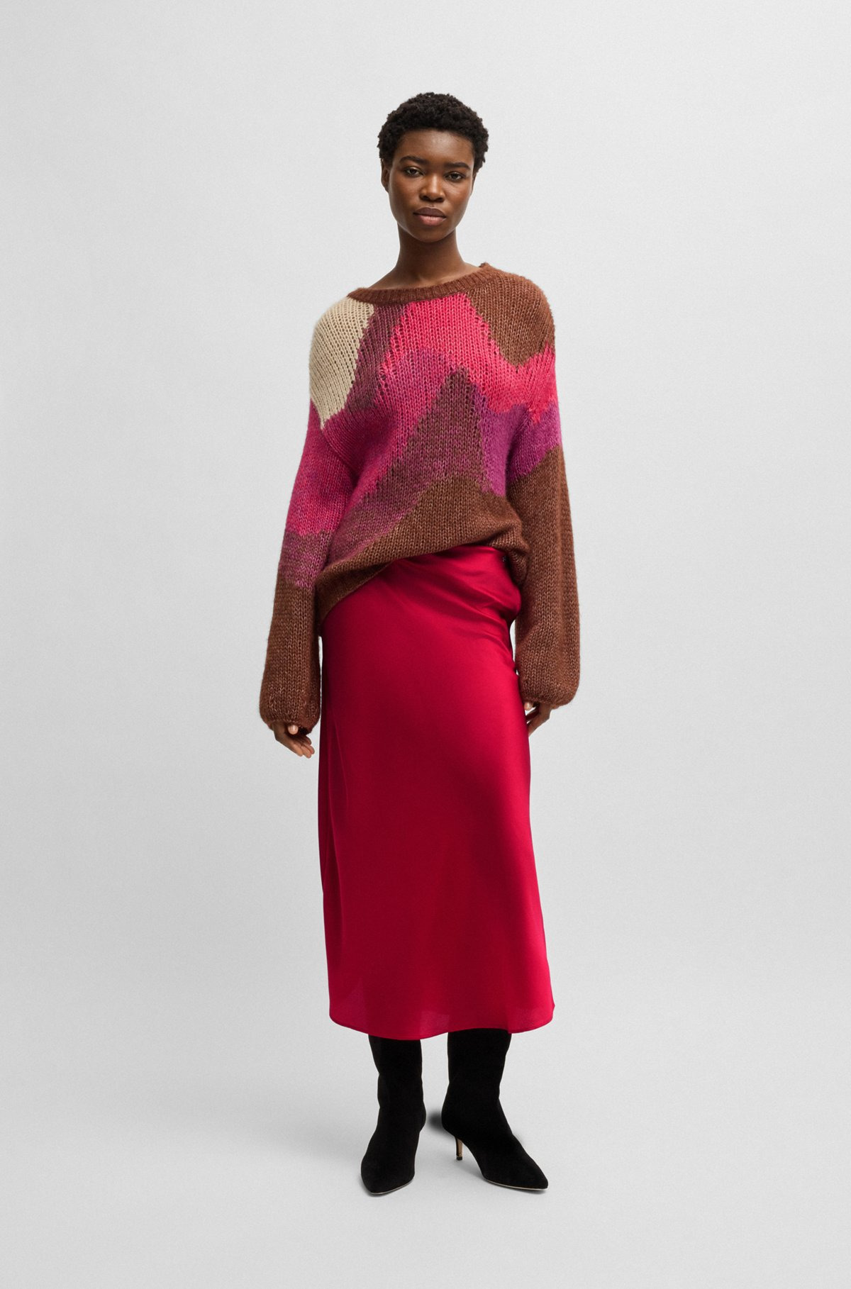 MIDI-LENGTH SKIRT IN HAMMERED SATIN - 4