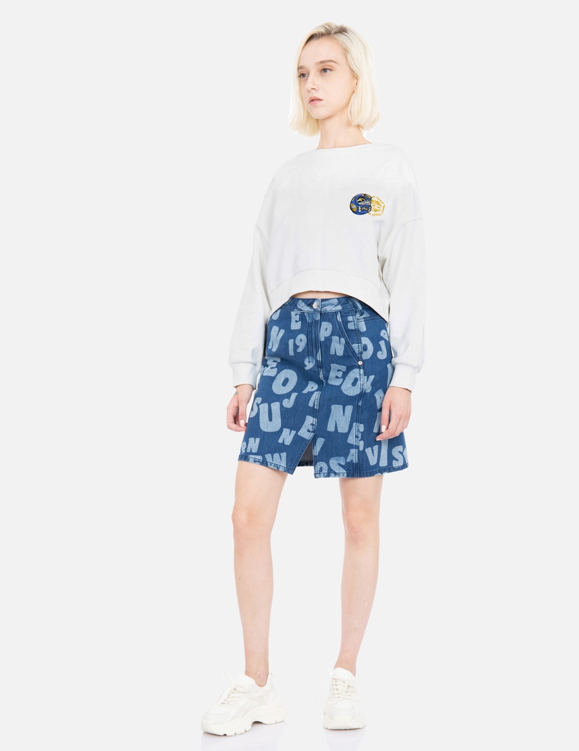 ALLOVER TEXT DISCHARGE PRINT DENIM SKIRT - 4