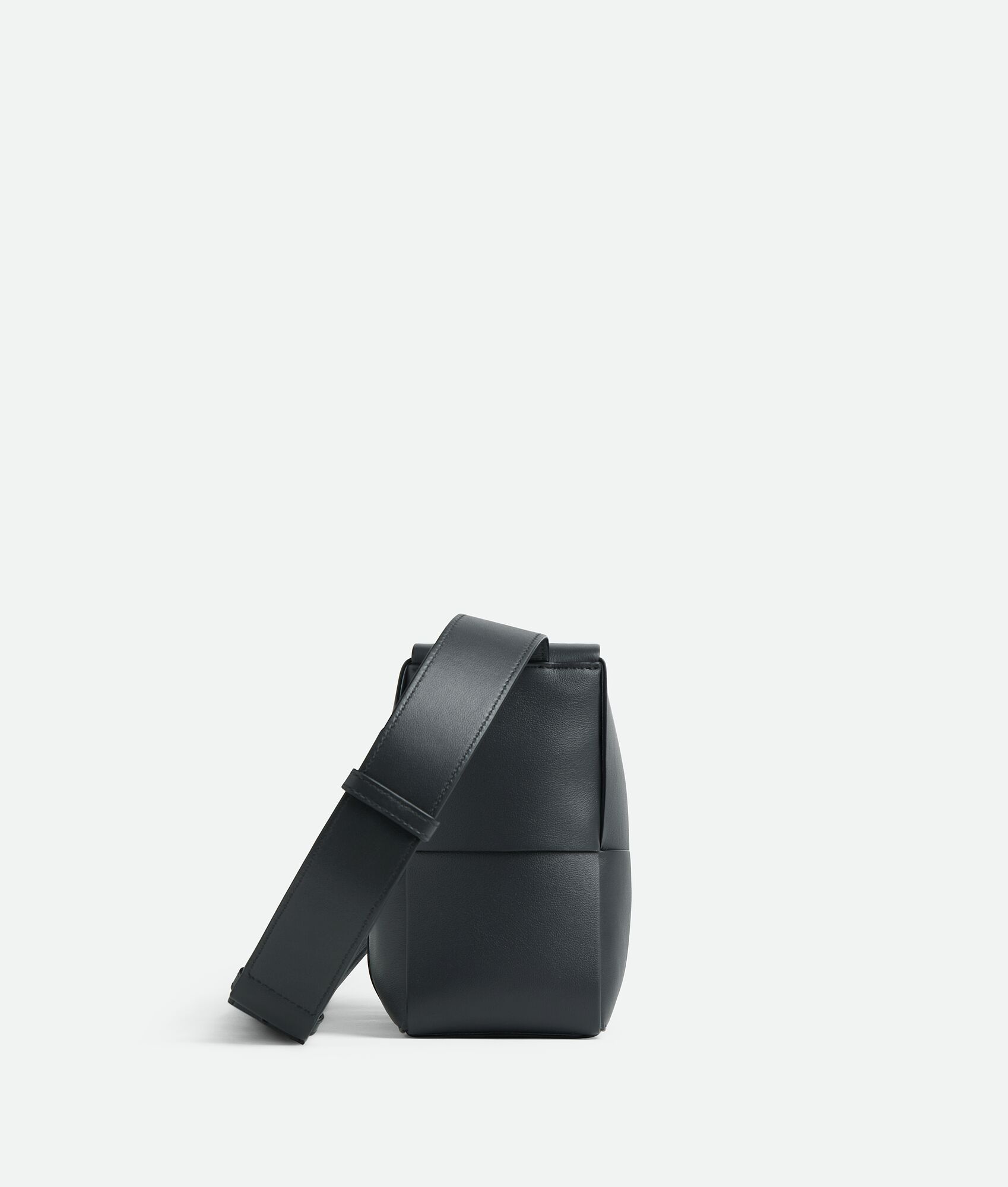 Arco Camera Bag - 4