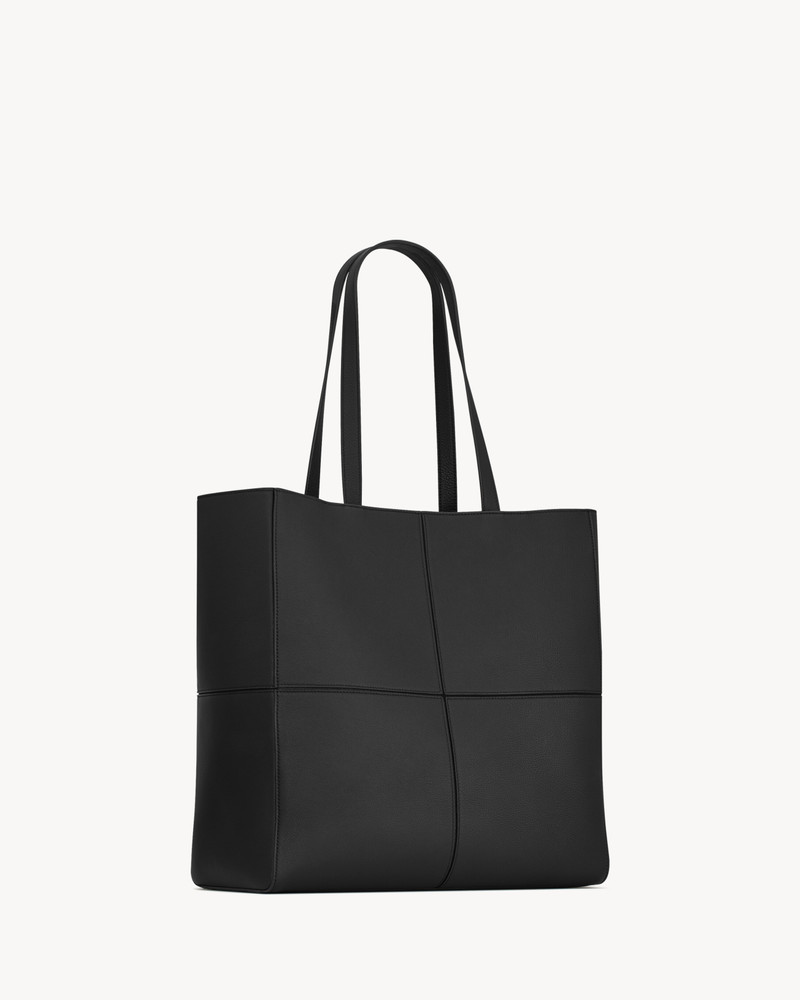SAINT LAURENT PARIS 4 CARRÉ TOTE IN LEATHER 4