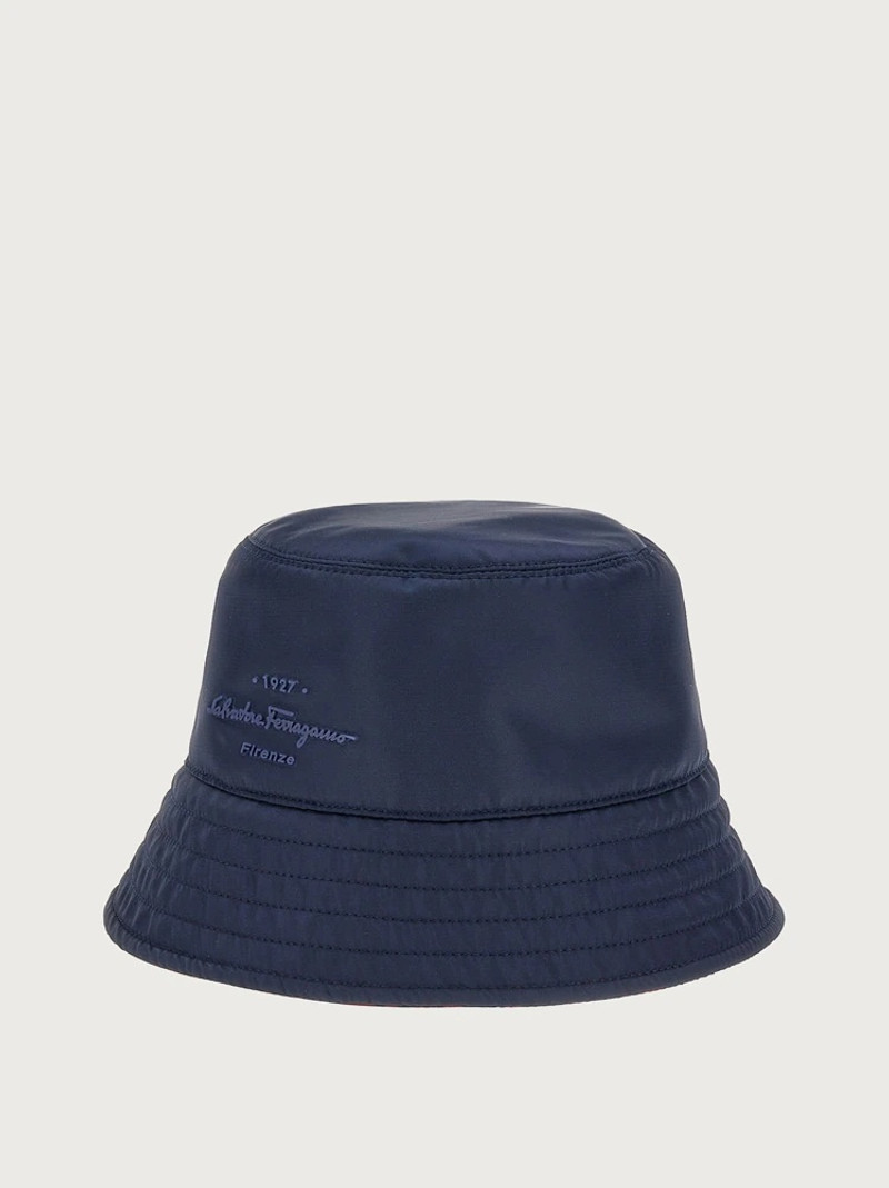 REVERSIBLE BUCKET HAT 5