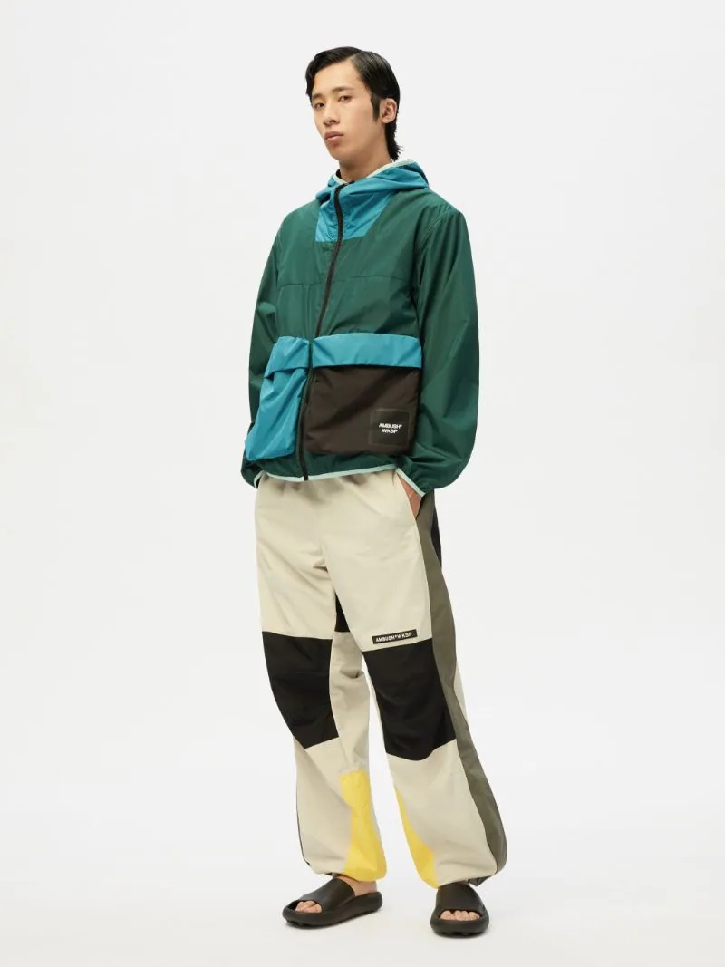 PACKABLE HOODIE - 2