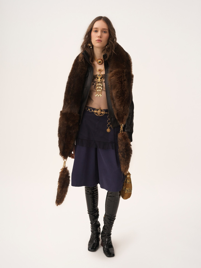 Chloé SHORT BLOUSON IN LEATHER outlook