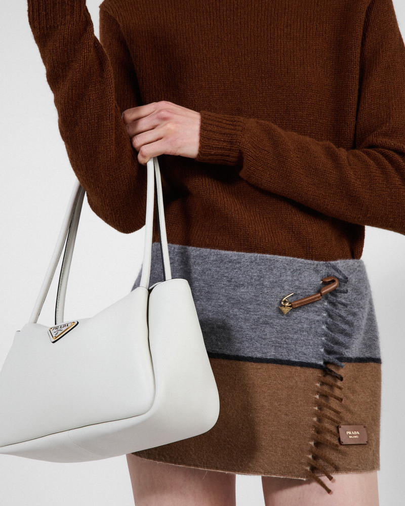 Cashmere miniskirt 3