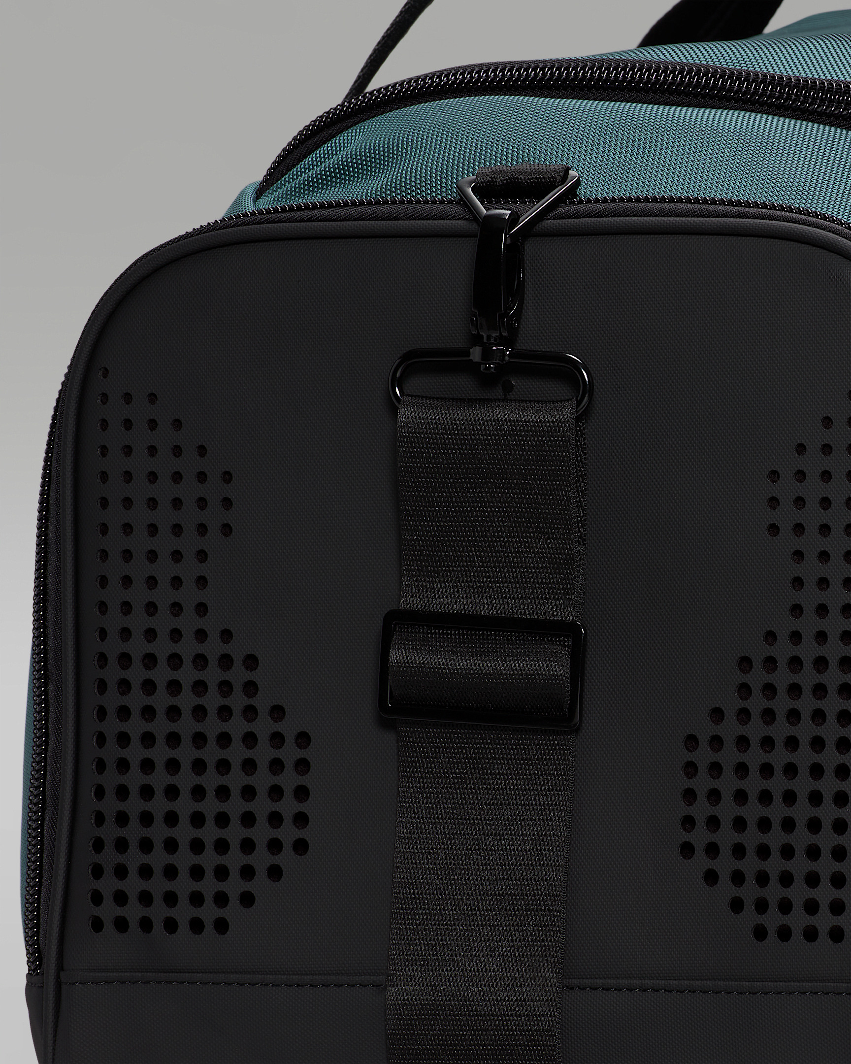 Jordan Sport Duffle Bag (47.5L) - 8