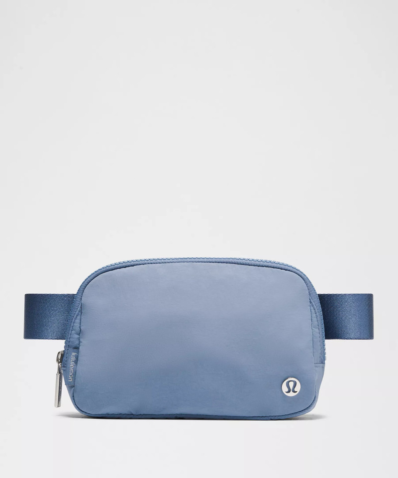 Everywhere Belt Bag with Long Strap 1L 1