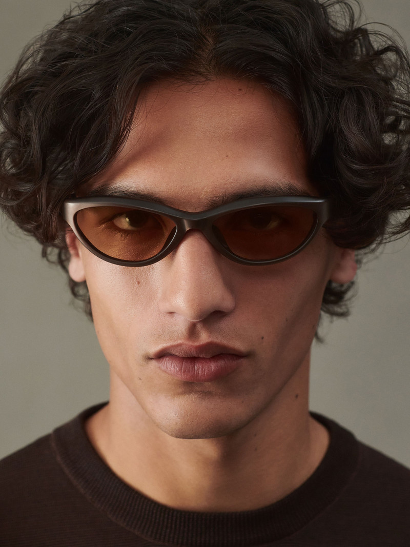 JACQUEMUS The Curvo sunglasses outlook