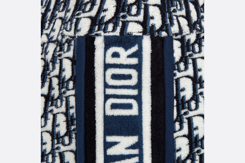 Velvet-Effect Shorts 3