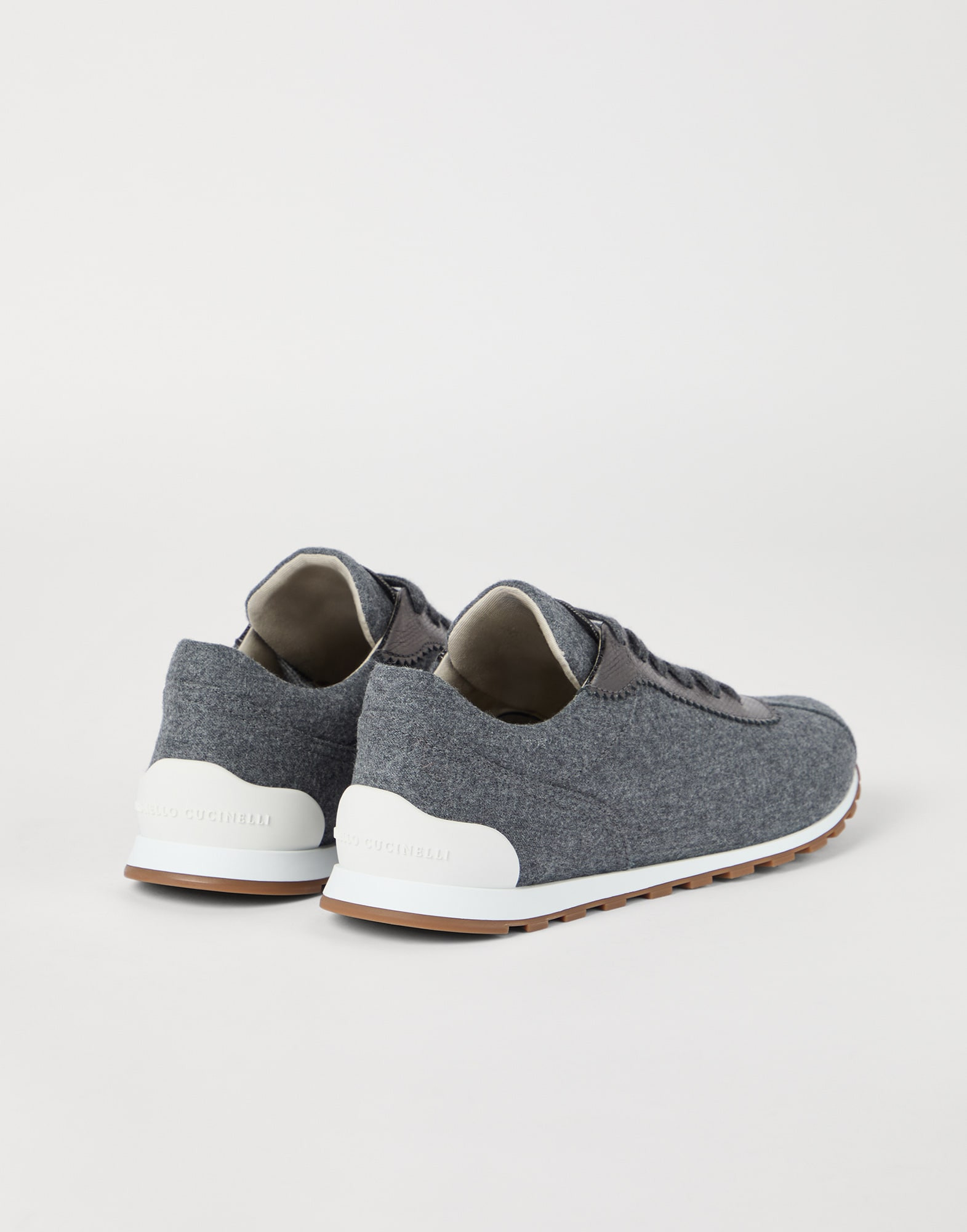 Virgin wool flannel and lamé calfskin runners with monili - 2
