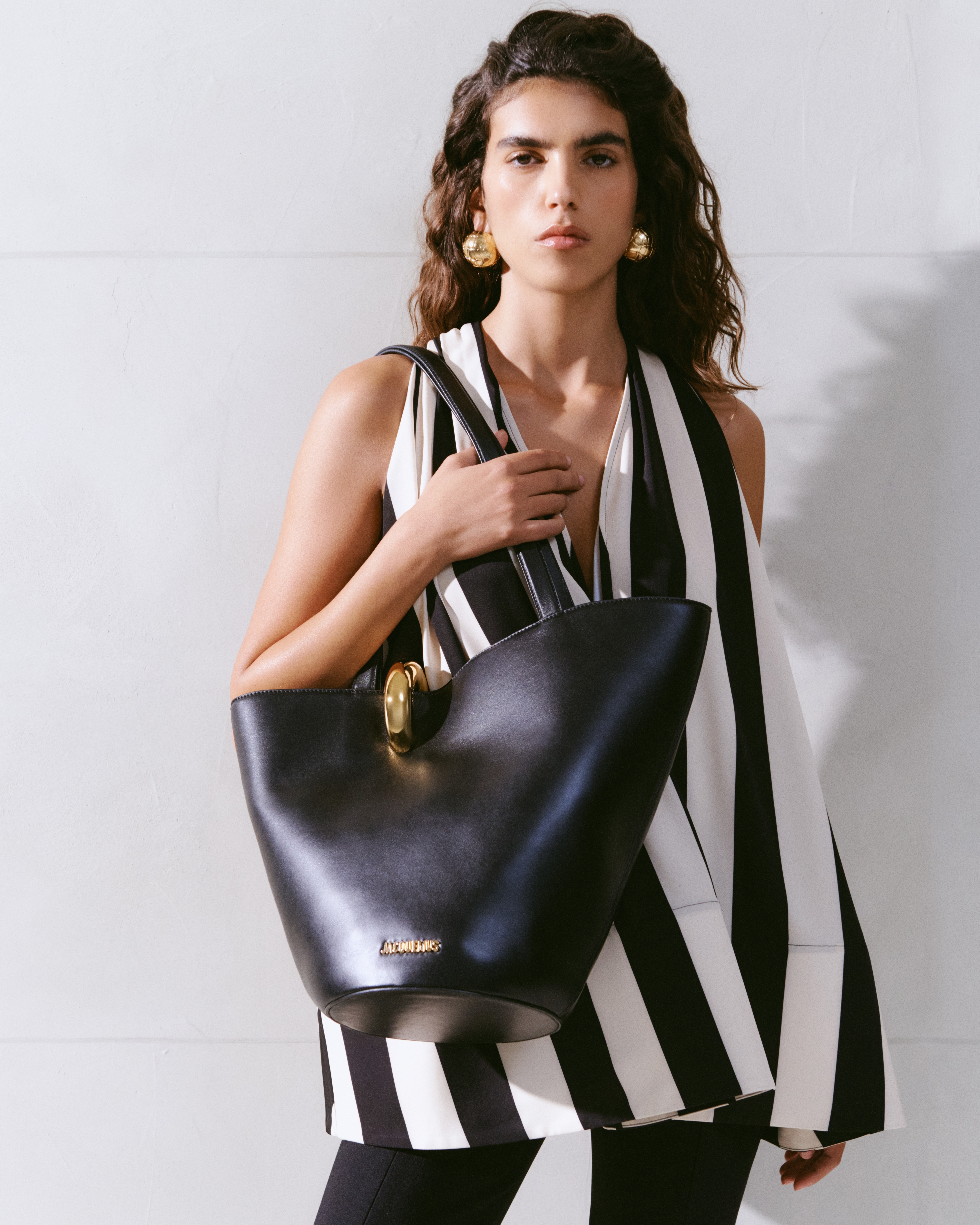 JACQUEMUS The medium Bambola | REVERSIBLE