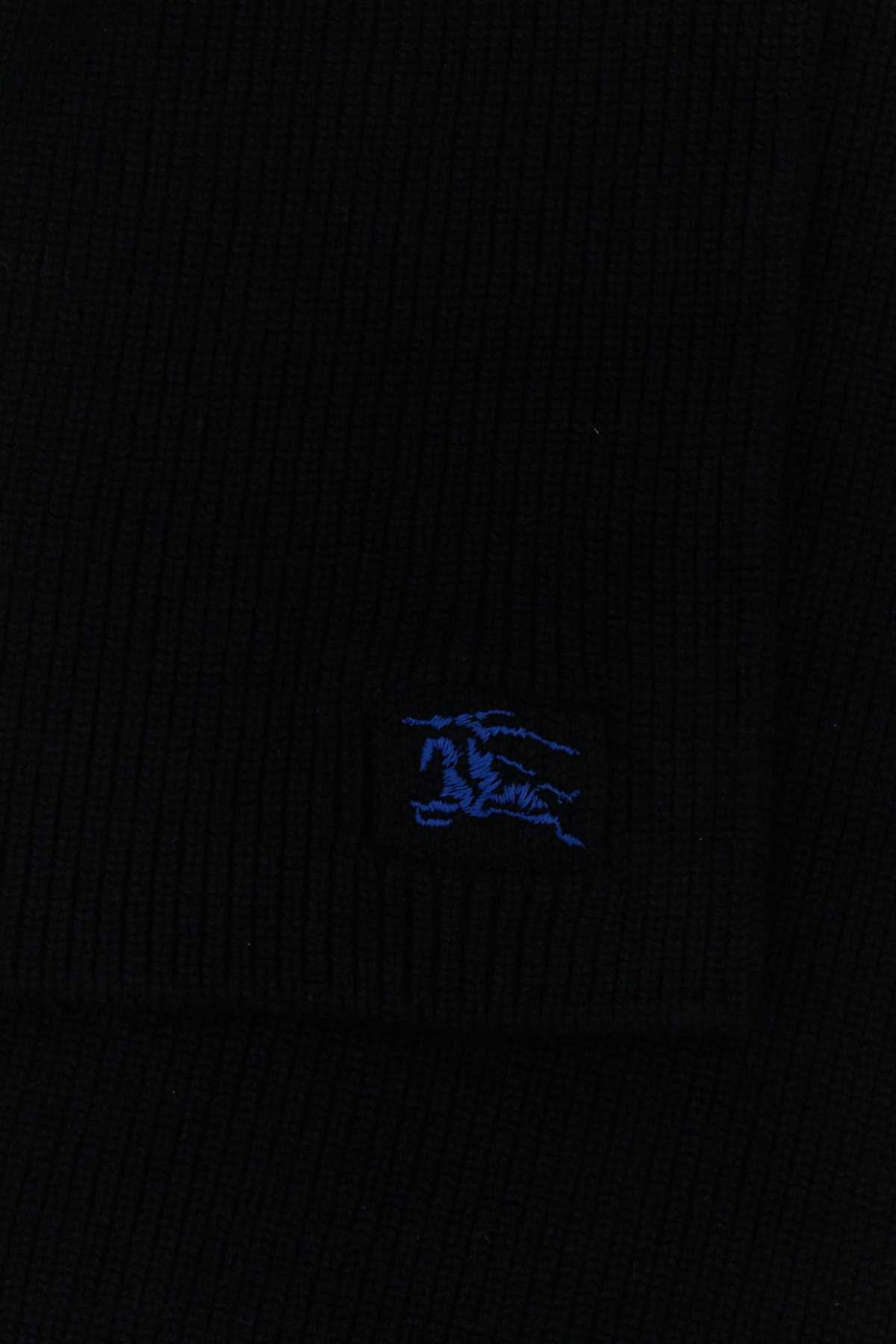 Burberry Women Black Cashmere Scarf - 2
