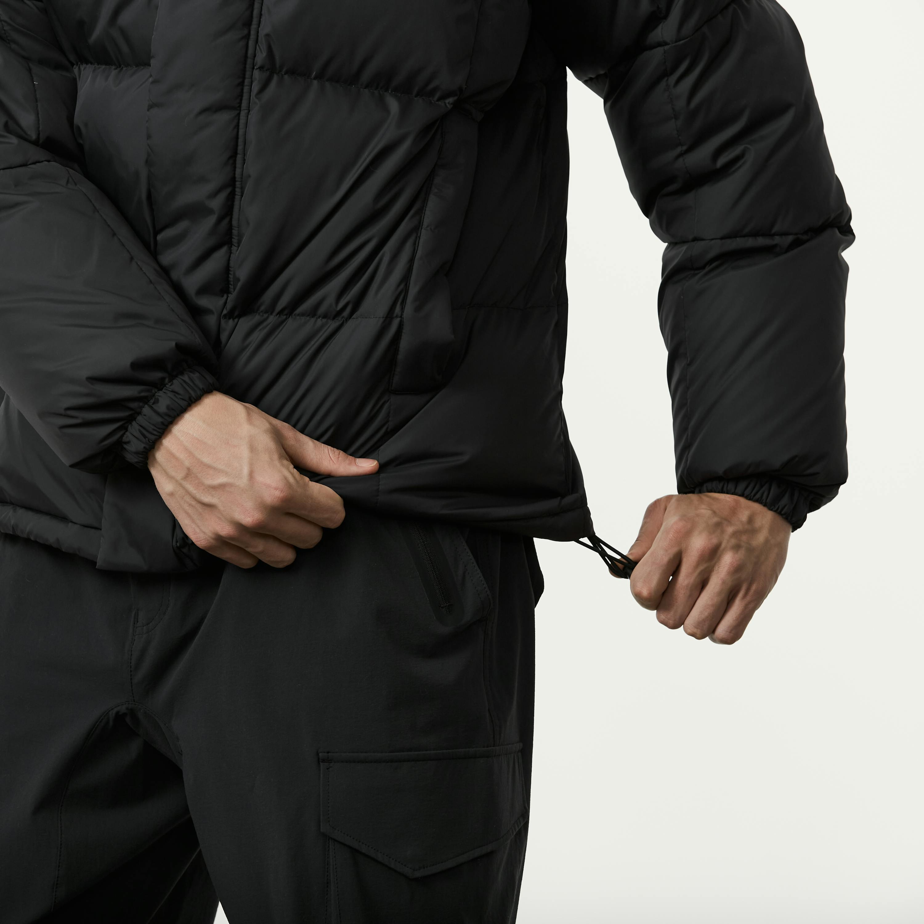 Dyngja Down Jacket (Unisex) - 9