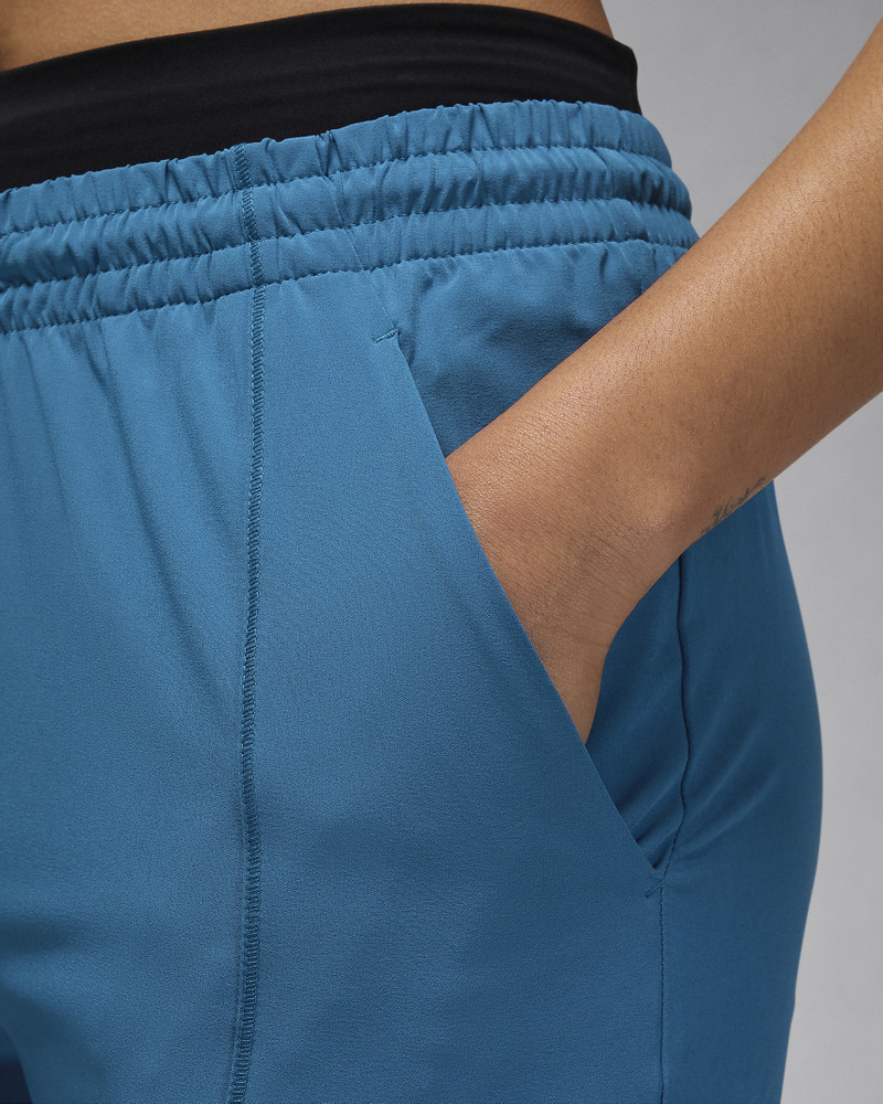 Jordan Sport Women's Tunnel Pants 3