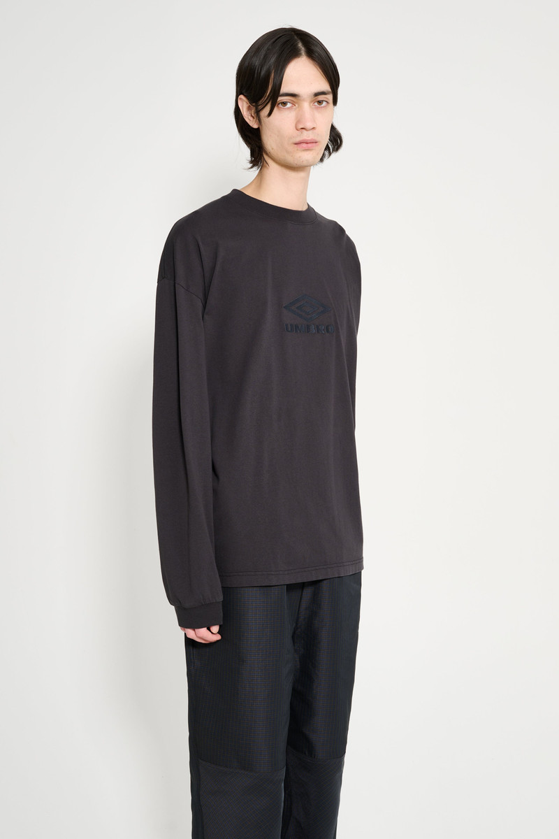 umbro UMBRO OG LOGO LS SHIRT WASHED BLACK outlook