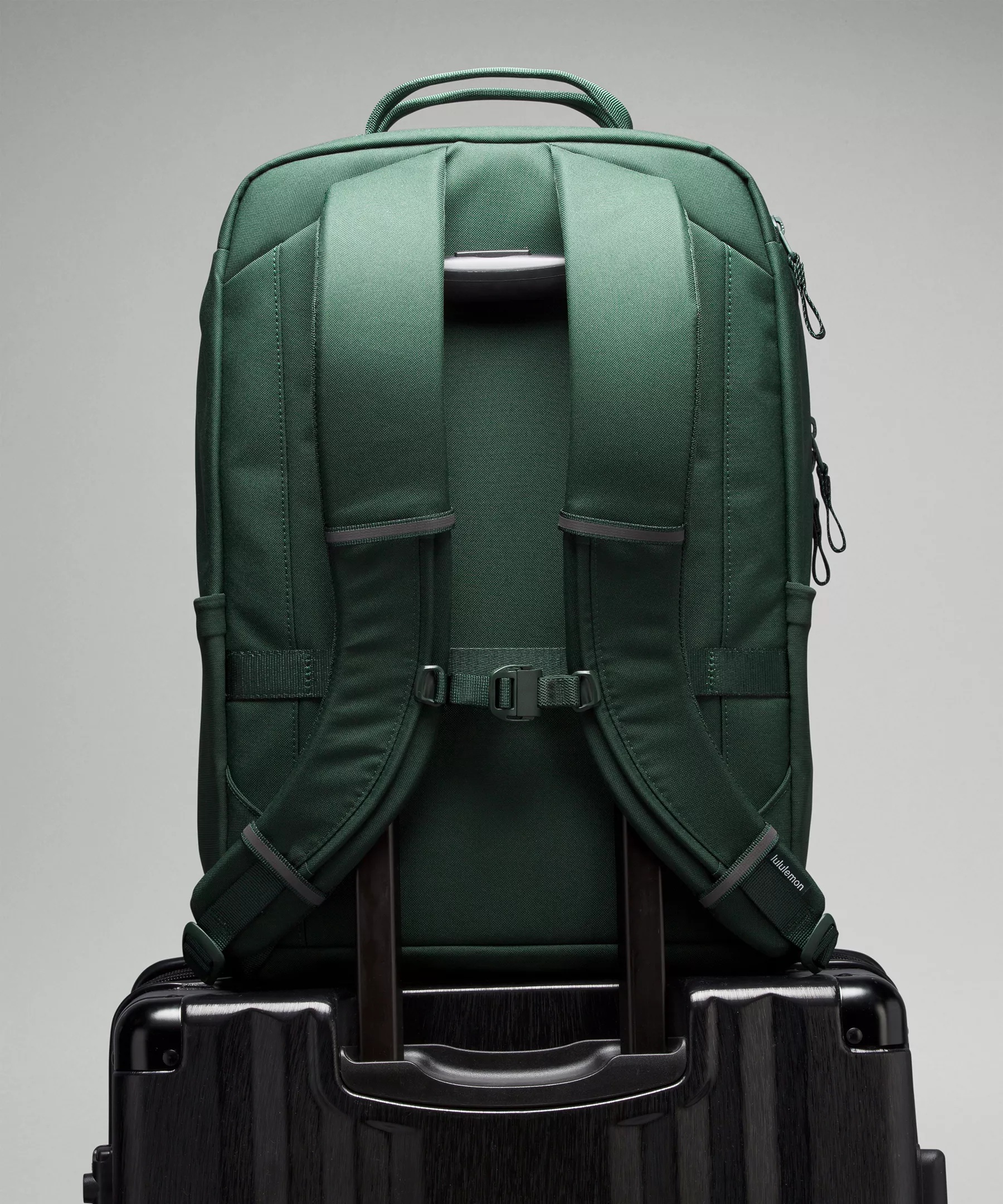 Double-Zip Backpack 22L - 7