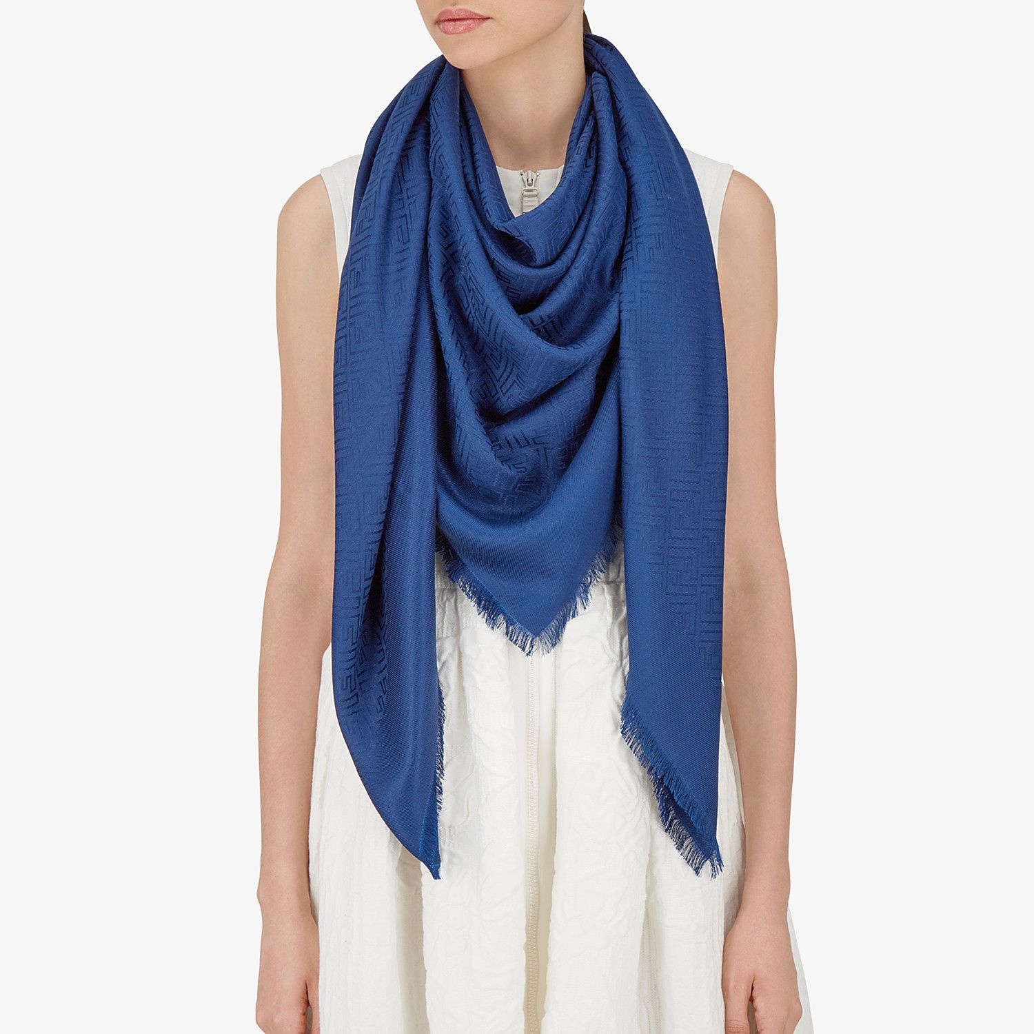 Shawl in blue wool and silk - 3