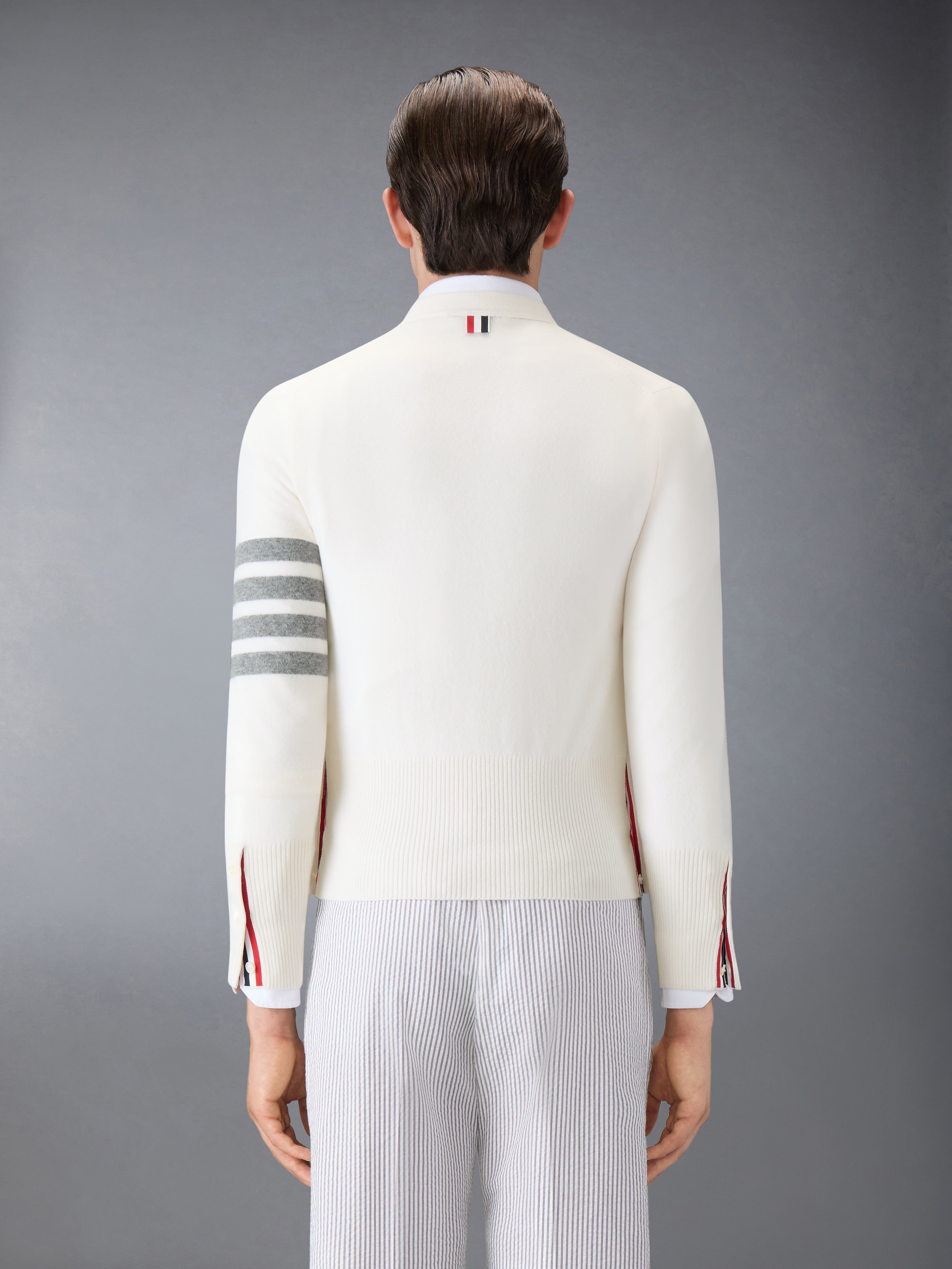 CLASSIC CASHMERE 4-BAR V-NECK CARDIGAN - 3