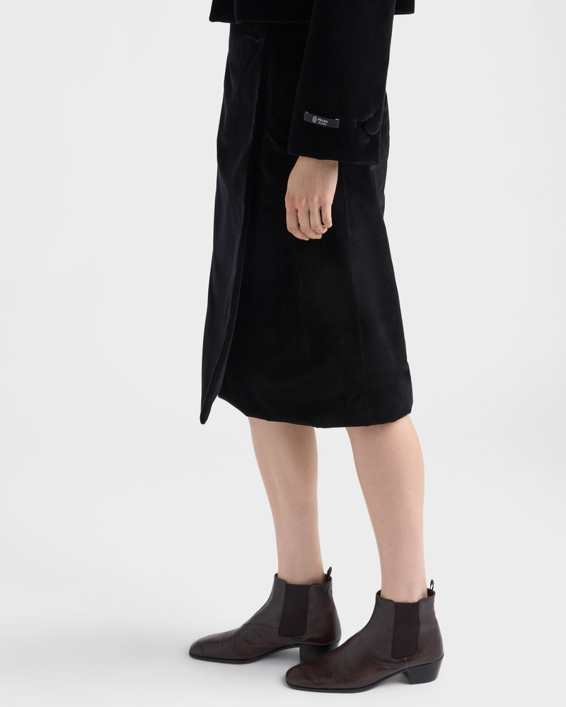 Velvet midi-skirt 4