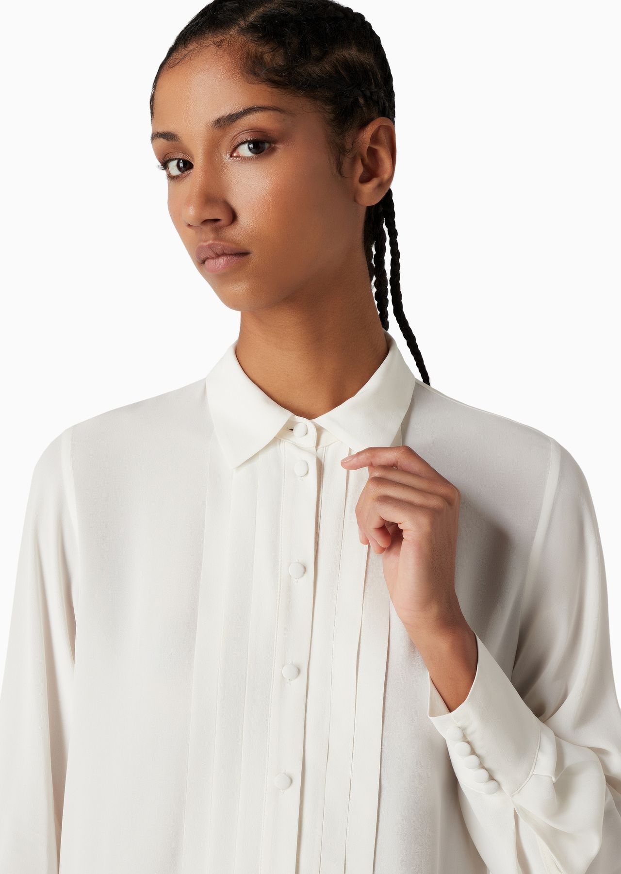 Crêpe shirt with pleats and bow - 5